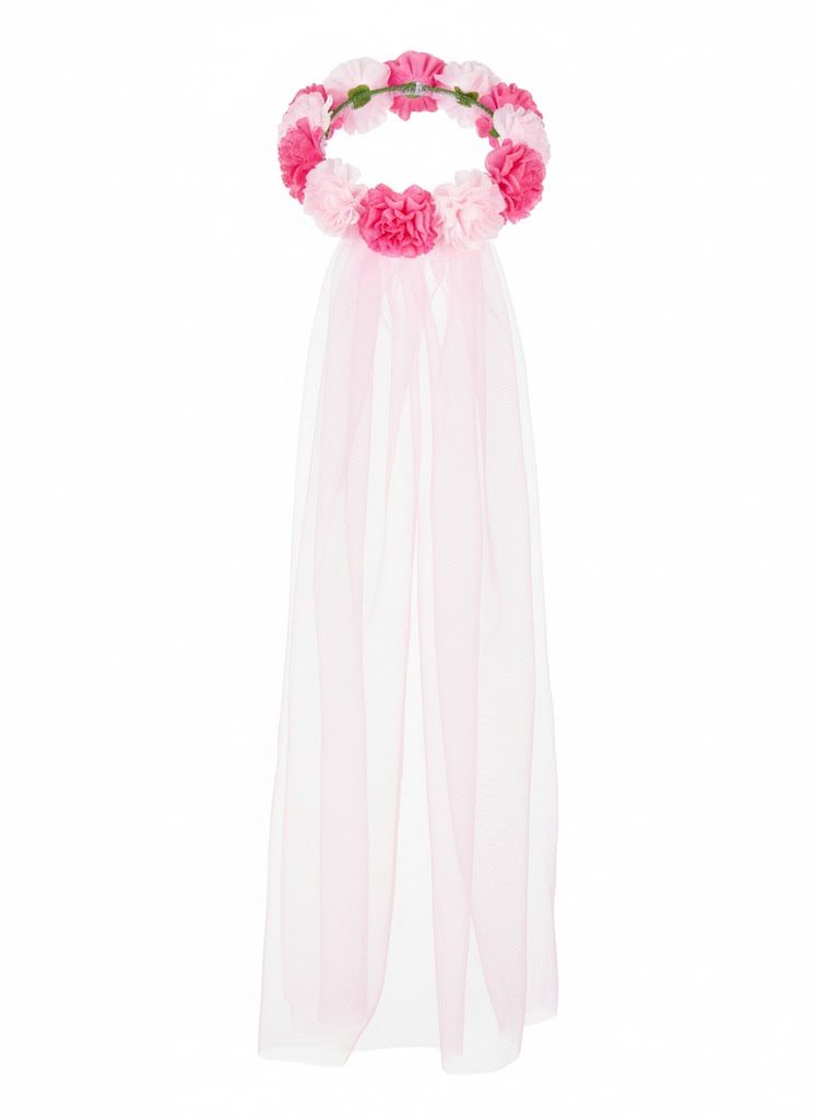 couronne de fleurs avec voile