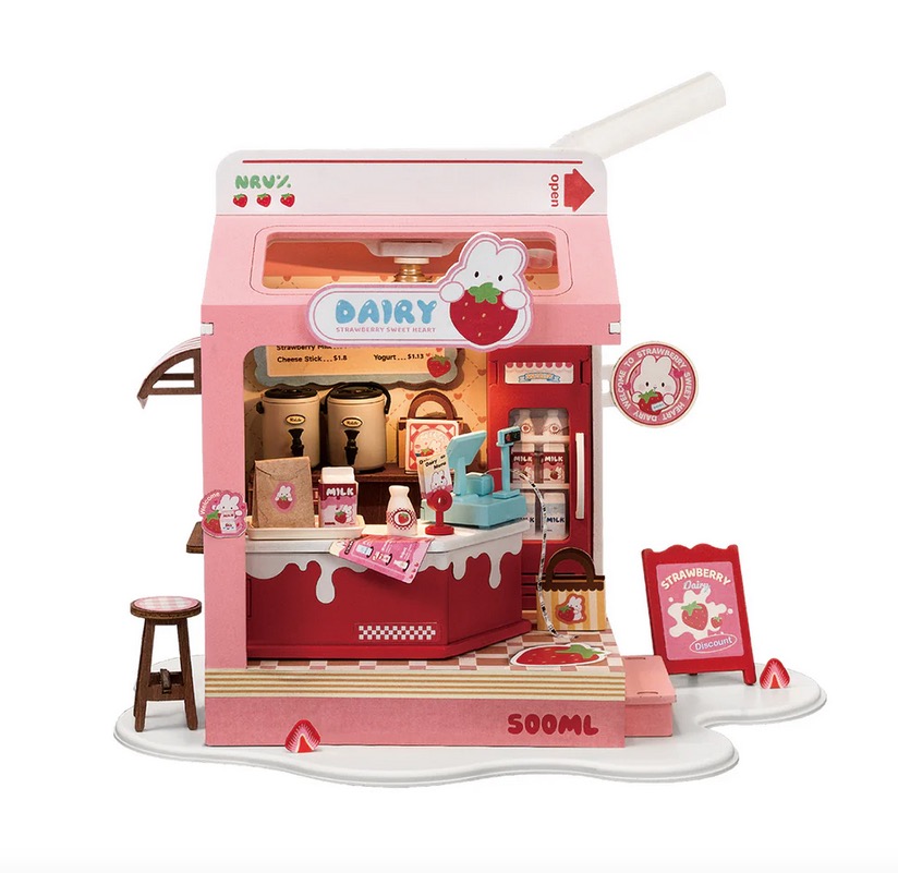Maison Miniature Strawberry Milk box