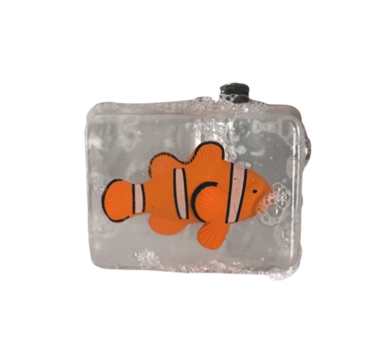 Ludi Soap classique - savon artisanal avec figurine