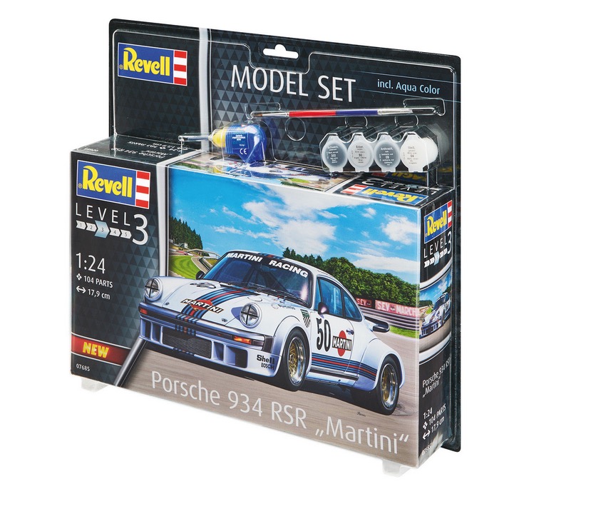 Revell model set porsche 934 rsr