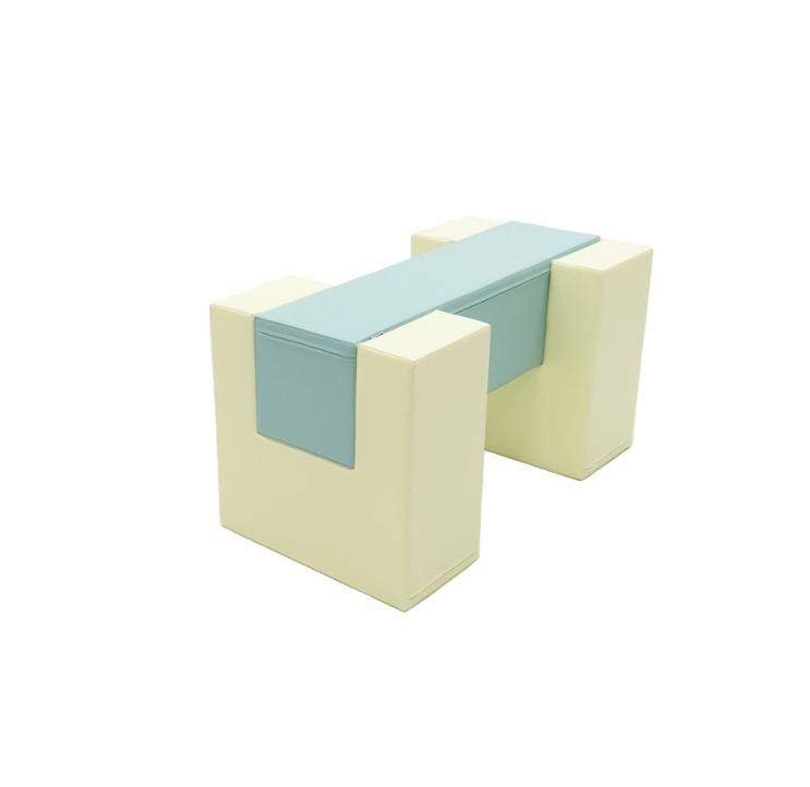 Pont d'équilibre en mousse pastels clairs