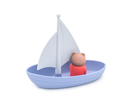 ours sur un bateau pour le bain