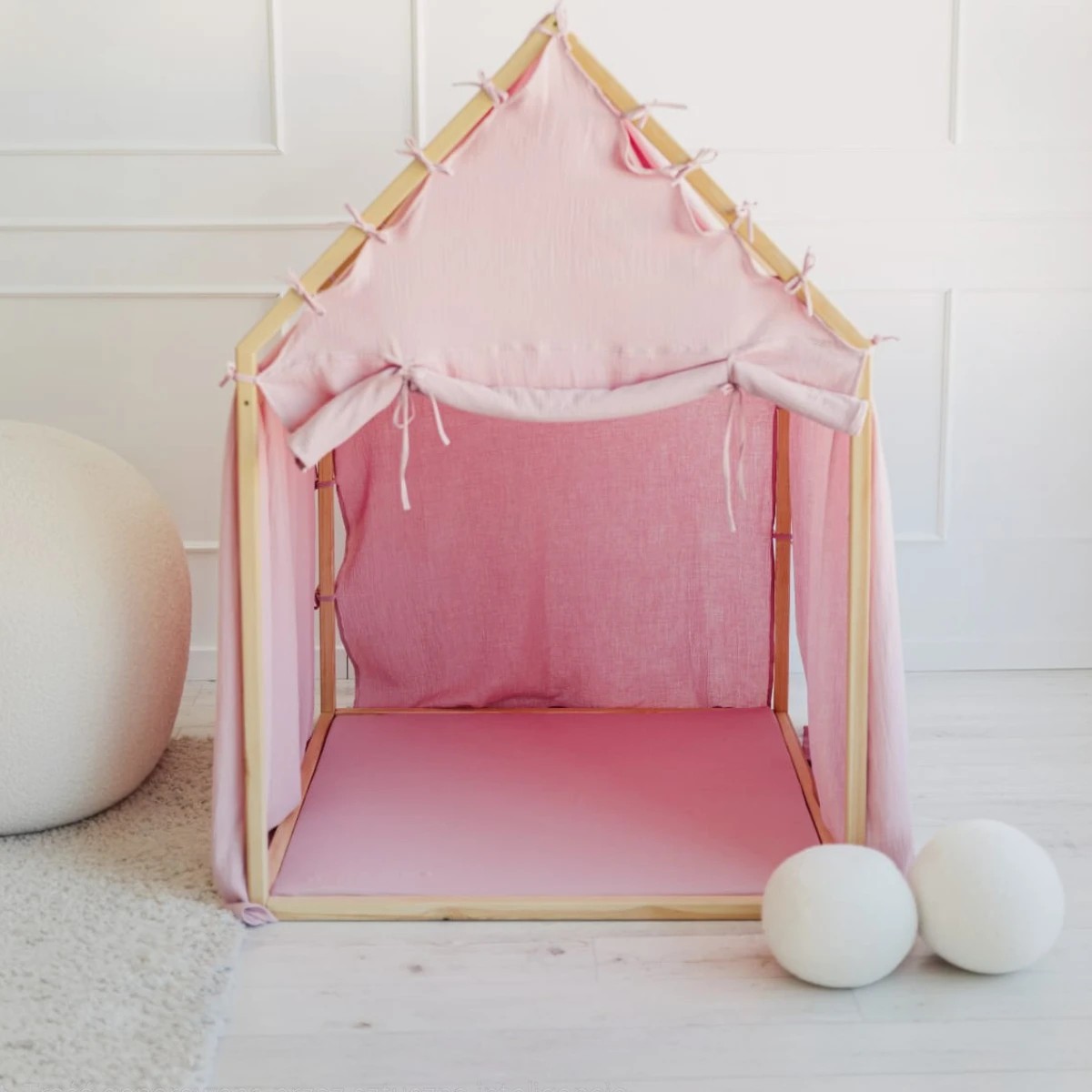 Cabane de jeu en bois et mousseline 106 x 106 x 150 cm, store enroulable — Rose